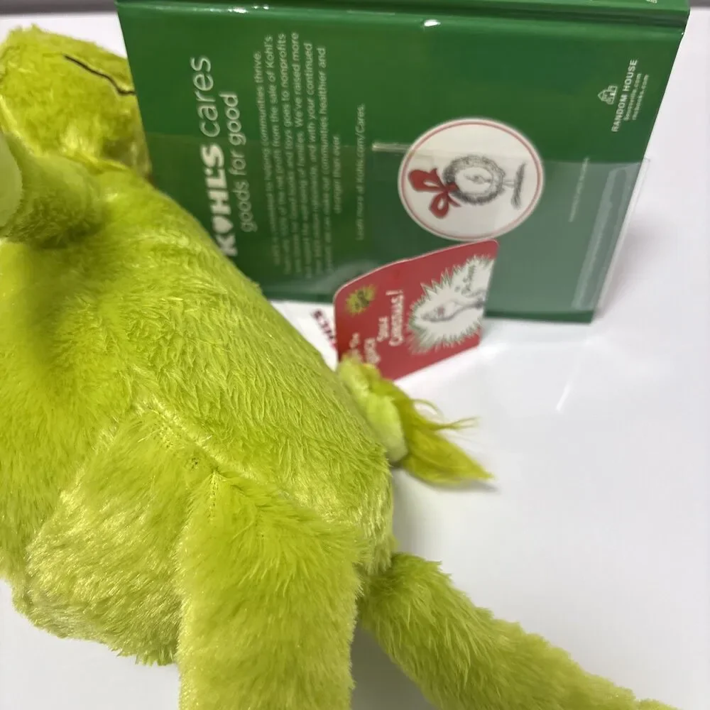 Dr. Seuss How the Grinch Stole Christmas Bundle Grinch Plush 18